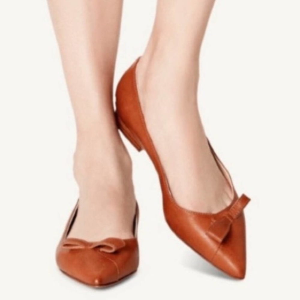 Sarah Flint Tan Pointed Flats with Bow